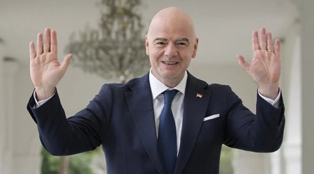 Президент ФИФА поздравил «Карабах»