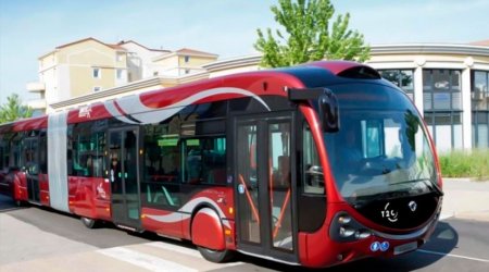 В Баку обновляются автобусы на еще одном маршруте