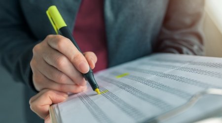 ЦБА сокращает инвестиции в ипотечные облигации США