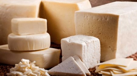 В Азербайджане сократилось производство сливок, сметаны, сыра и творога