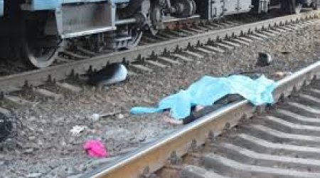 Bakıda sürət qatarı piyadanı vurub