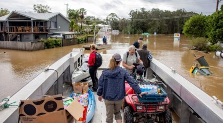 В Австралии около 32 тыс. человек остаются в изоляции из-за наводнений