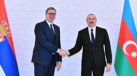 Президент Сербии поздравил президента Ильхама Алиева