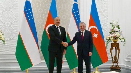Şavkat Mirziyoyev İlham Əliyevi təbrik edib