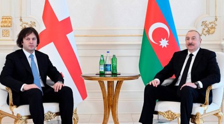 Gürcüstanın Baş naziri Prezident İlham Əliyevi təbrik edib
