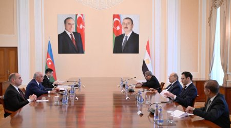 Абдель Вахаб Абдель Разек у Али Асадова