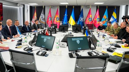 Hakan Fidan Ukraynanın müdafiə naziri ilə görüşüb