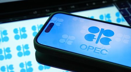 Восемь стран ОПЕК+ договорились увеличить добычу нефти