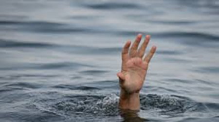 В Баку на пляже Шихово утонули два человека