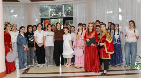 Azercell объединил два поколения, нуждающихся в заботе и внимании