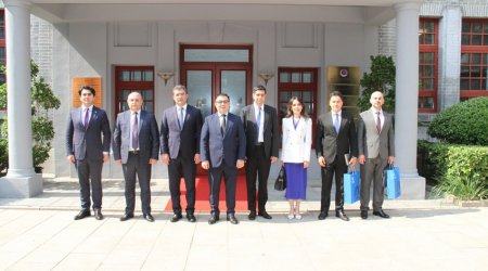 MEDİA nümayəndə heyəti Sinxua xəbər agentliyində olub
