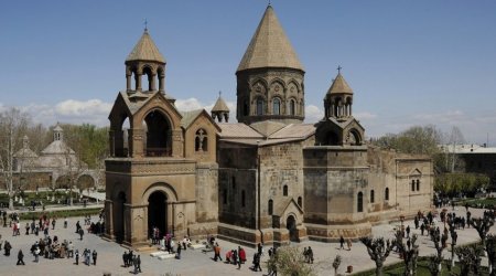 В Армении обыскали резиденцию еще одного архиепископа