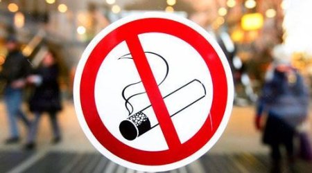 Fransada çimərlik və parklarda siqaret çəkmək qadağan olunur