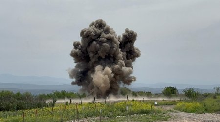 В Агдамском районе полицейский подорвался на мине