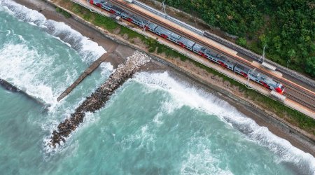 Китай запустил новый грузовой маршрут в Европу через Азербайджан