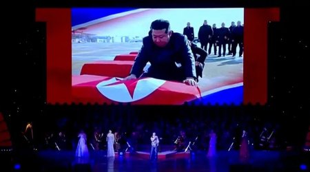 Kim Çen In Rusiya tərəfində döyüşlərdə həlak olan əsgərlərinin xatirəsini anıb