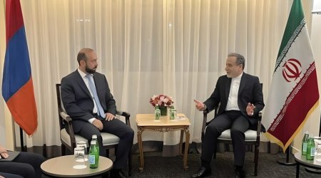 İran və Ermənistan XİN rəhbərləri arasında telefon danışığı olub