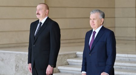 Алиев и Мирзиёев открыли новое здание посольства Узбекистана в Баку