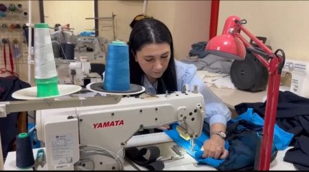 Xankəndidə dərzi işləyən qadın - "Əvvəllər bizə daş atırdılar"/VIDEO