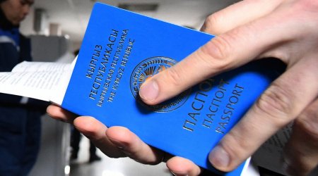Qırğızıstan rusiyalılara pasport verilməsini dayandırıb