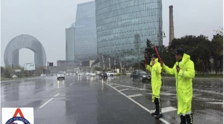 DYP yağmurlu hava şəraiti ilə bağlı sürücülərə müraciət edib
