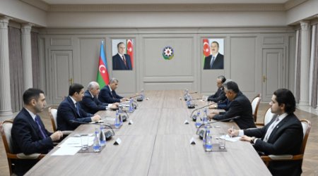 Əli Əsədov Pakistanın federal hüquq və ədliyyə naziri ilə görüşüb