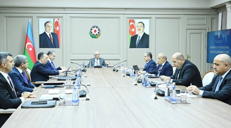 Али Асадов собрал Экономический совет