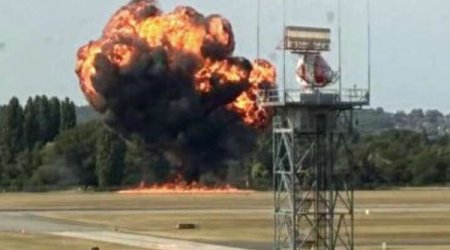 При крушении самолета под Лондоном погибло четыре человека