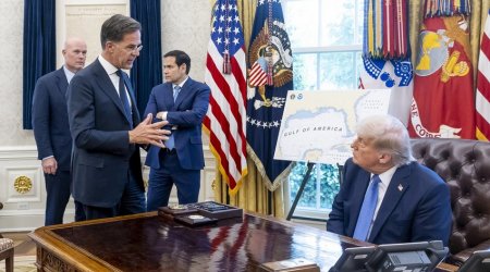 Tramp və Rutte arasında görüş başlayıb