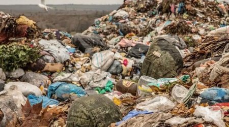 Bakıda Xəzər sahilində tullantı atan 20 nəfər barəsində inzibati tədbir görülüb