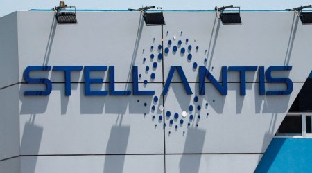
Stellantis сообщила об убытках в €300 млн от пошлин США