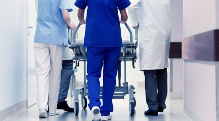 В Саатлы автомобиль сбил насмерть 68-летнюю женщину
