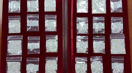 Dubaydan gətirilən 700 karatdan artıq brilyant qaşların qaçaqmalçılığının qarşısını alınıb