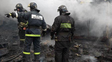 

В Кузбассе при пожаре в доме погибли четыре человека
