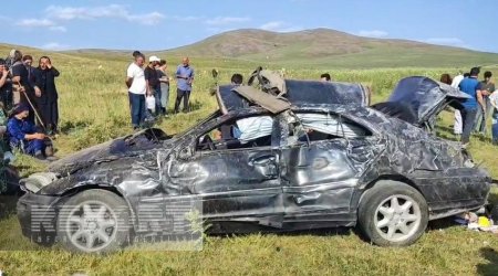 Laçında baş verən yol qəzasında üç nəfər ölüb, bir nəfər yaralanıb