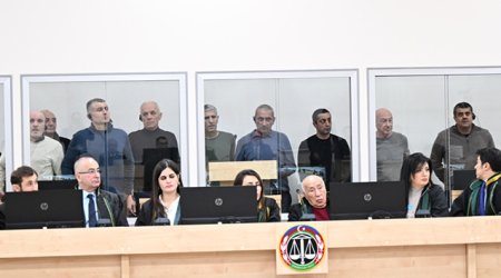 Hərbi cinayətlər törətməkdə təqsirləndirilən erməniəsilli şəxslərin məhkəməsi keçirilir