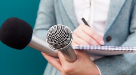 1071 abituriyent jurnalist olmaq üçün qabiliyyət imtahanı verəcək