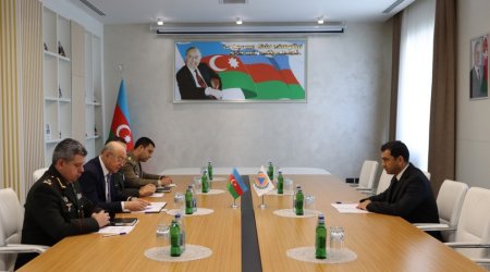 
Кямаледдин Гейдаров встретился с новым генсеком МОГО