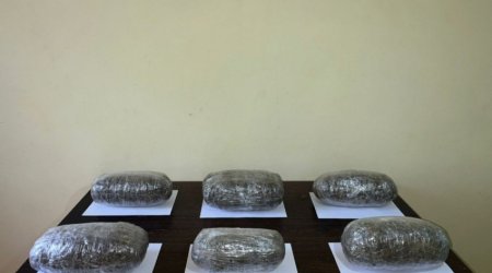 
Азербайджанские пограничники пресекли попытку контрабанды 5 кг наркотиков из Ирана