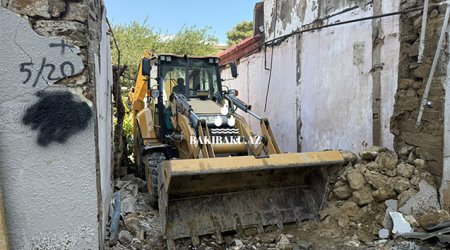 “Sovetski” ərazisində köhnə binaların söküntüsünə başlanılıb