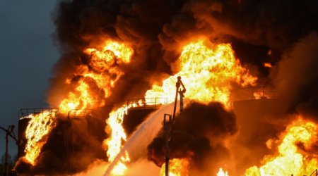 Россия ударила «Шахедами» по нефтебазе SOCAR: есть тяжелораненые