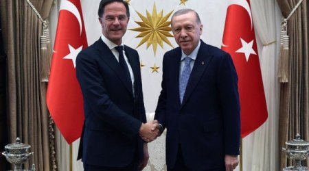 Ərdoğan və Mark Rutte arasında telefon danışığı olub