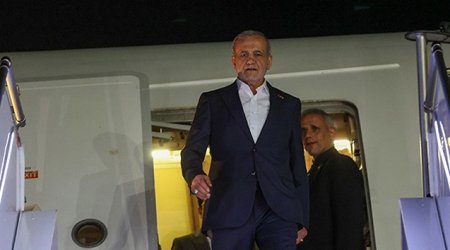 Pezeşkian Belarusa səfər edib