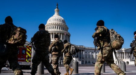 Минобороны разрешили Нацгвардии США применять оружие в Вашингтоне