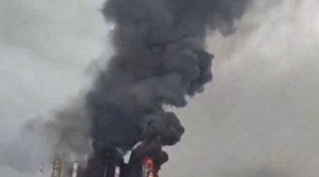 Украинские беспилотники бьют по России: под ударом порт и нефтезавод