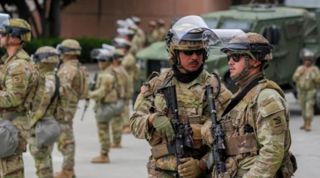 WP: Пентагон в сентябре перебросит тысячи бойцов Нацгвардии в Чикаго