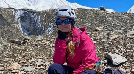 "Pobeda" zirvəsində qalan rus alpinisti xilas emək mümkün olmayıb