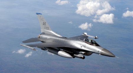 Belçika Ukraynaya F-16 qırıcıları verəcək