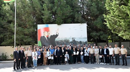 В Минобороны вручили медали семьям шехидовМагеррама Ибрагимова иСираджа Абышова