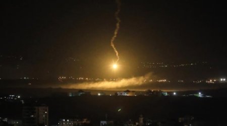 Израиль бьет по сирийским войскам под Дамаском